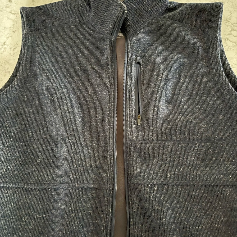 LL Bean Mens wool blend best blue/ gray vest